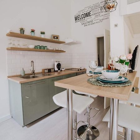Comfy Apartment At New York Cafe With Aircon بودابست المظهر الخارجي الصورة