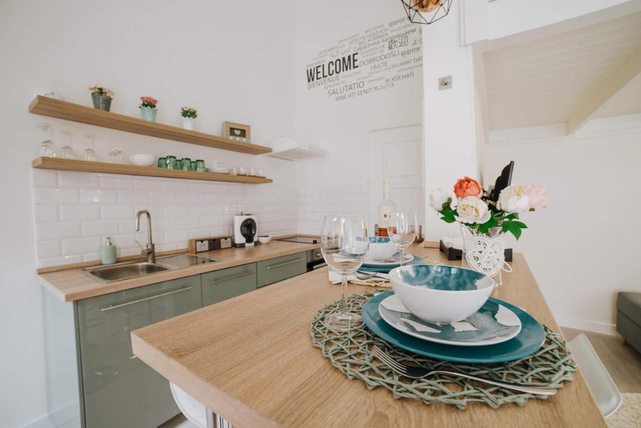 Comfy Apartment At New York Cafe With Aircon بودابست المظهر الخارجي الصورة
