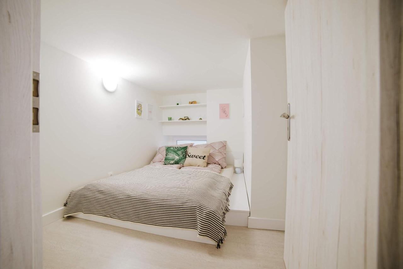Comfy Apartment At New York Cafe With Aircon بودابست المظهر الخارجي الصورة