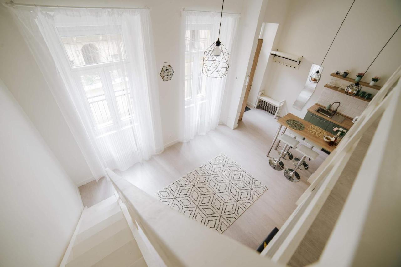 Comfy Apartment At New York Cafe With Aircon بودابست المظهر الخارجي الصورة