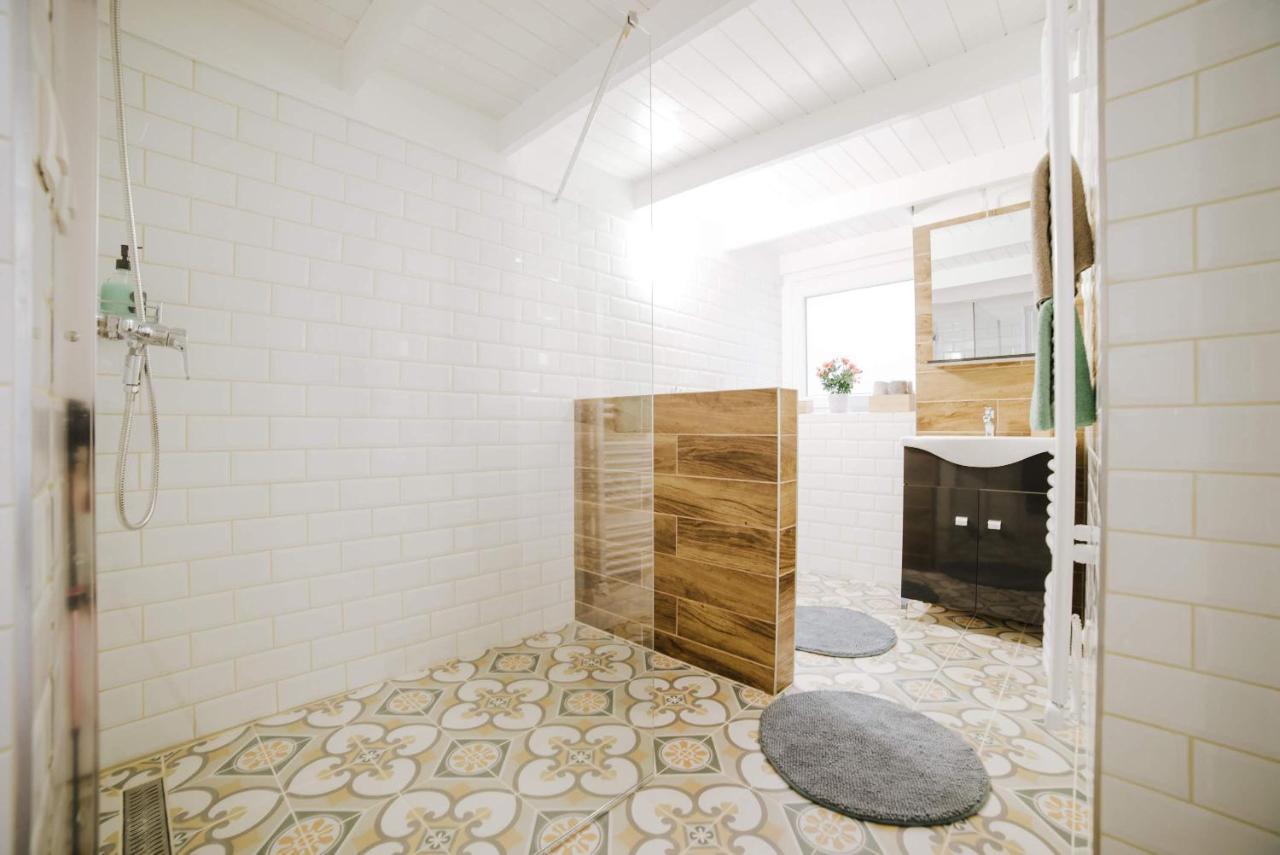 Comfy Apartment At New York Cafe With Aircon بودابست المظهر الخارجي الصورة