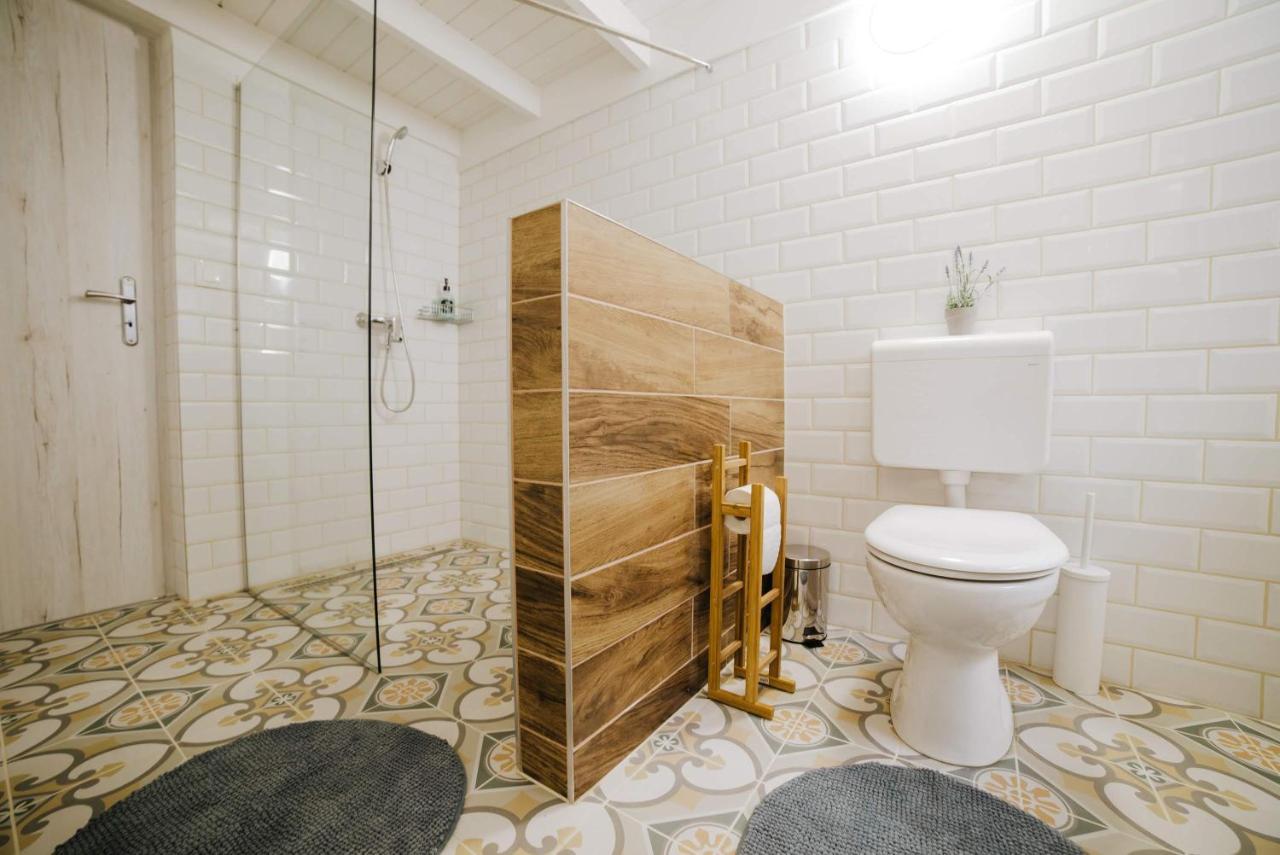 Comfy Apartment At New York Cafe With Aircon بودابست المظهر الخارجي الصورة